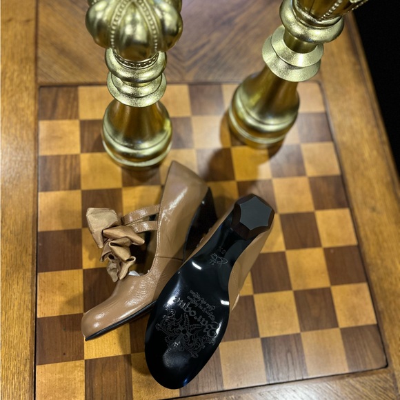 Fluevog Caravaggio Caramel Tan 8.5 new - Picture 3 of 3